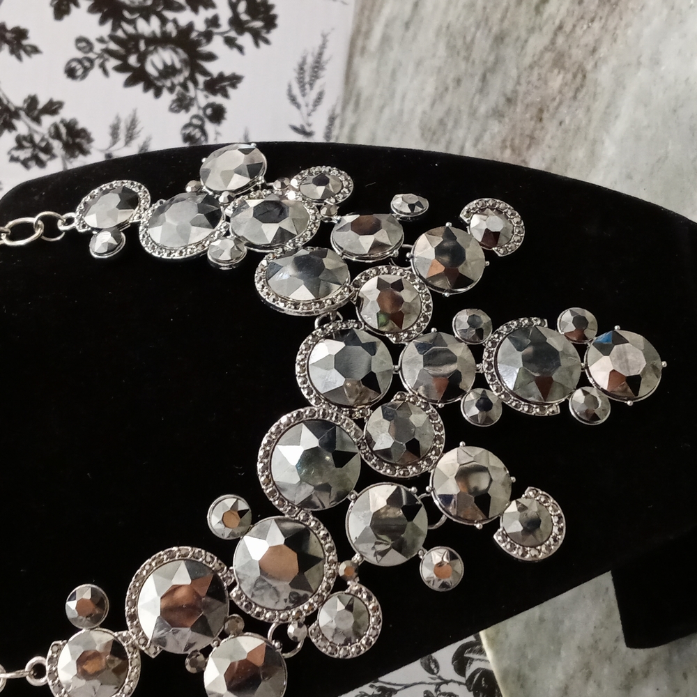 Limited Edition Gunmetal Necklace Set